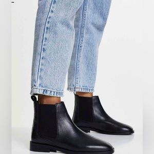Schuh Christina leather chealsea boot